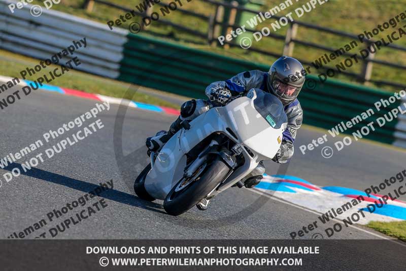 PJM Wedding Photography;enduro digital images;event digital images;eventdigitalimages;mallory park;mallory park photographs;mallory park trackday;mallory park trackday photographs;no limits trackdays;peter wileman photography;racing digital images;trackday digital images;trackday photos